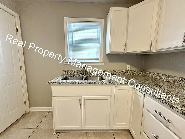 805 E 21st Ave #1S — Photo 10