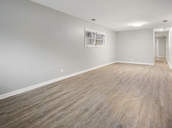 2nd image of 5714 N Hermitage Ave #G