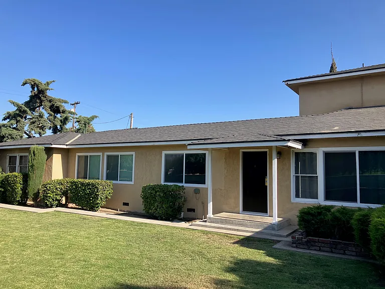 6929 E Nebraska Ave — Photo 8