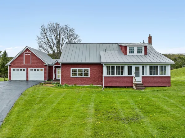 1402 Randolph Road, Morristown, VT 05661