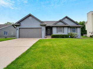 7531 Hamlin St, Crown Pt, IN 46307