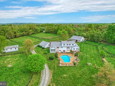 36181 Foxlore Farm Ln, Round Hill, VA, 20141