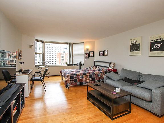 2nd image of 535 N Michigan Ave APT 2010