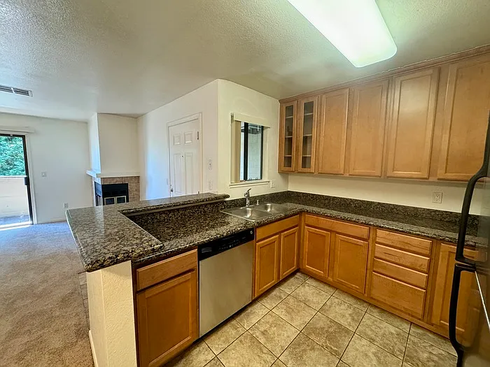3715 Tallyho Dr #40 — Photo 19