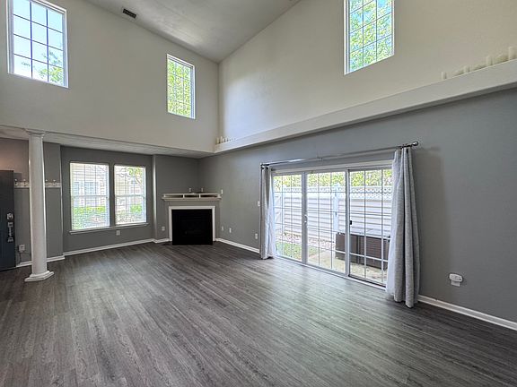 4th image of 114 Ellis Dr