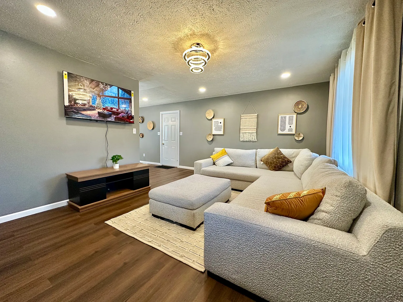 4927 W Southern Ave — Photo 3