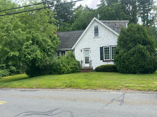 37 Fairview St, Middleboro, MA 02346