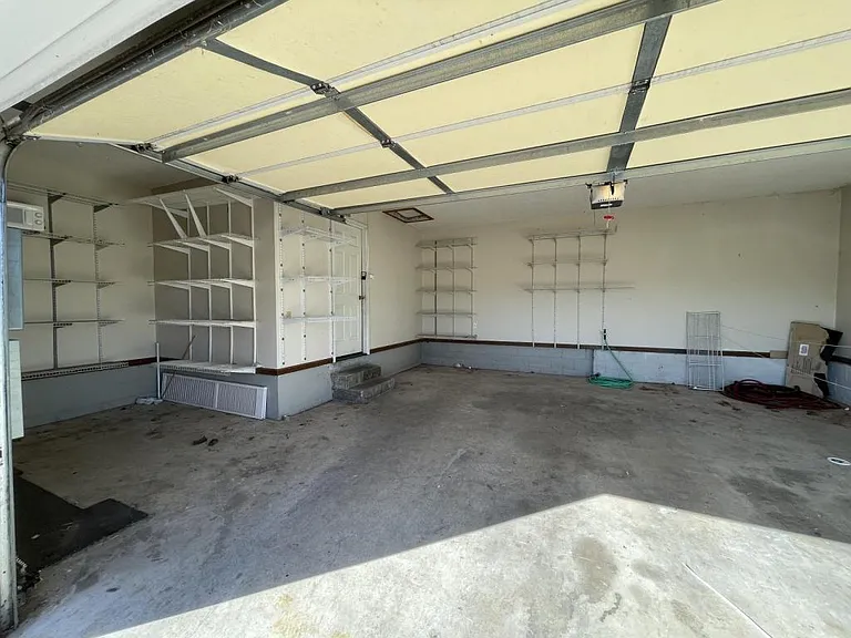 1551 N Heritage Ln — Photo 23