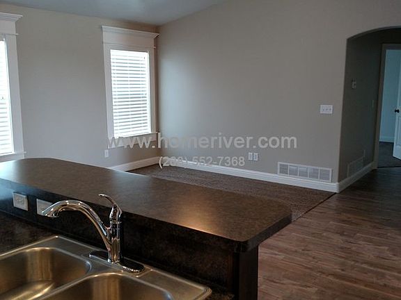 4th image of 3370 N Coral Way