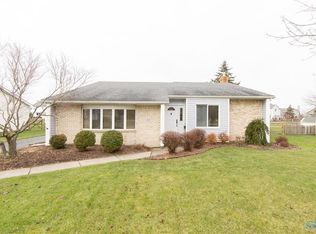 433 Sycamore Ln, Waterville, OH 43566
