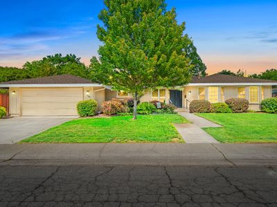 880 Laverstock Way, Sacramento, CA, 95864