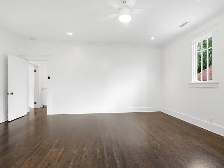 227 Carden Ave — Photo 40