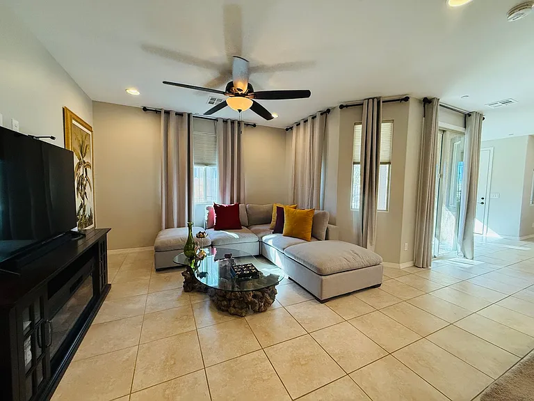 3041 Savella Ave — Photo 12