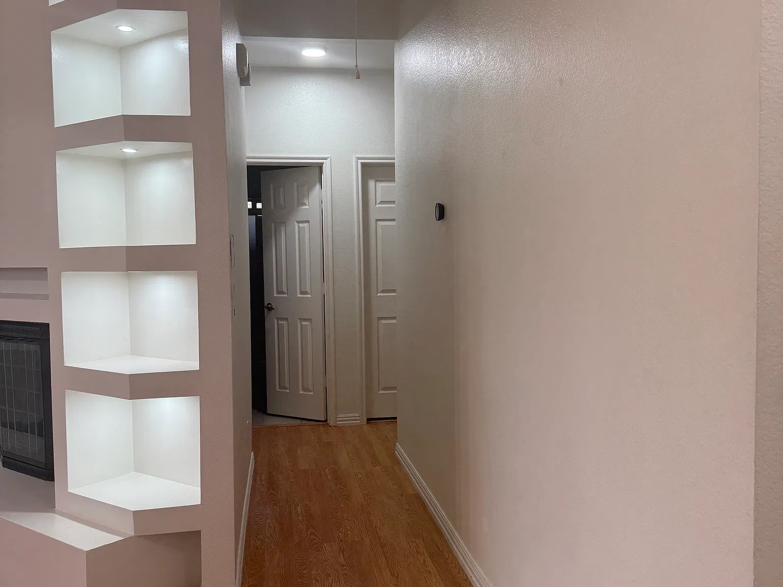 3 bed, 1829 sqft, $2,600 — Photo 4