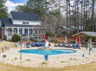 400 E Murphy Ln, Dadeville, AL 36853