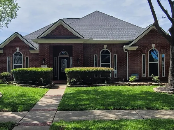 17503 Heartwind Ct, Houston, TX 77095