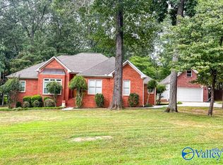 136 Forest Home Dr, Trinity, AL 35673