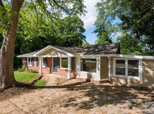 174 James Albert Johnson Ave, Winder, GA 30680