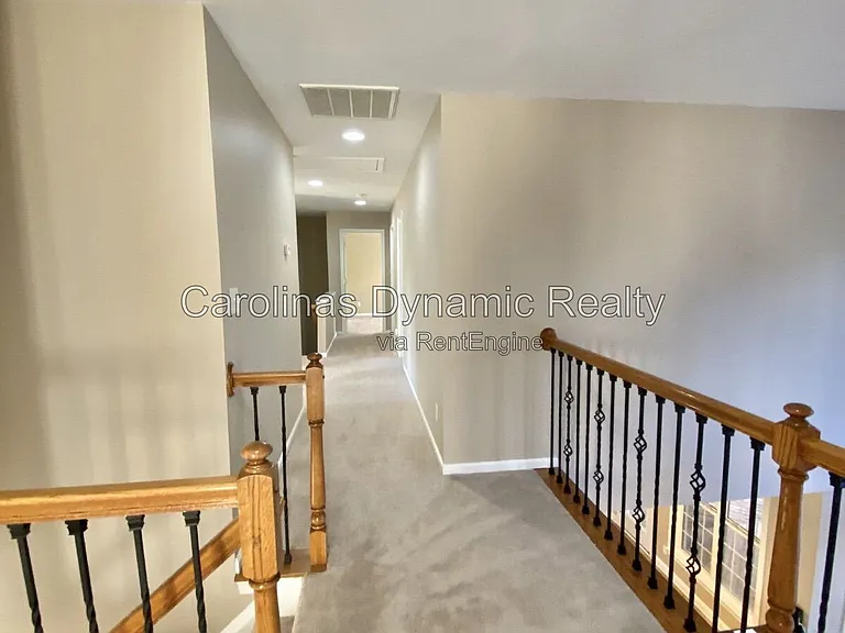 605 Queenswater Ln — Photo 27