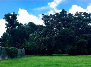 530 2nd St, Gulfport, MS --