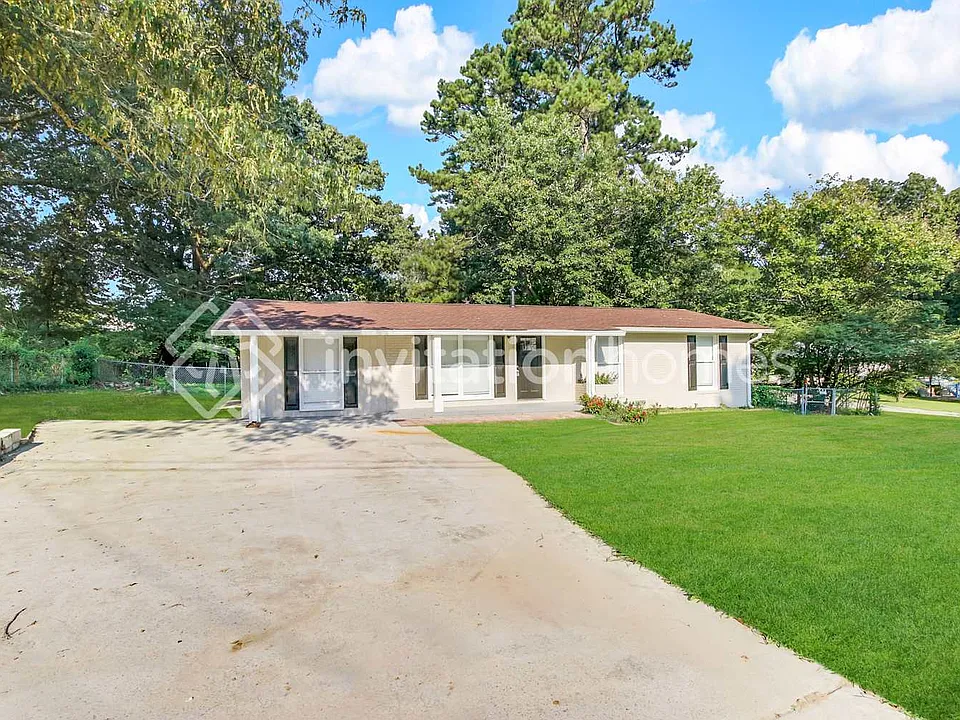 6069 Wisteria Ln
