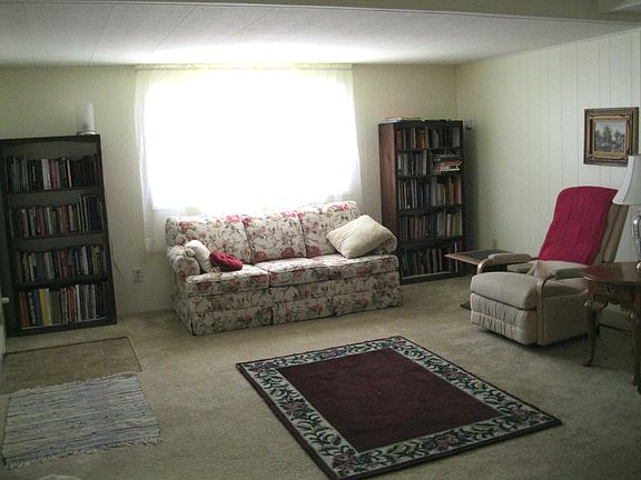 15 x 20 living room