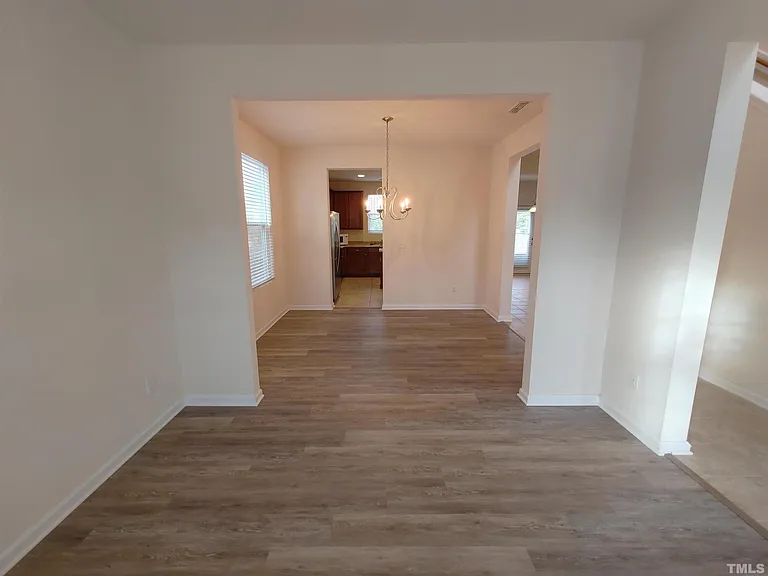 115 Glenview Ln — Photo 10