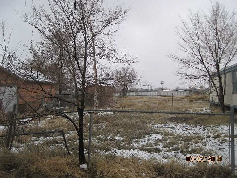 1st image of 615 Birch Ct