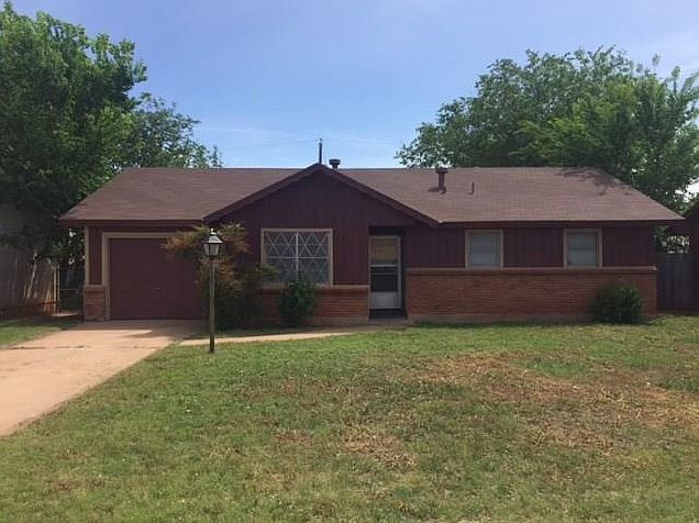 1st image of 2473 Westwood Dr