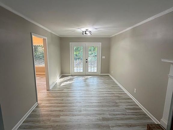 4th image of 107 Ikes Ct