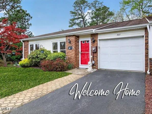307 Joseph Drive, Lakewood, NJ 08701