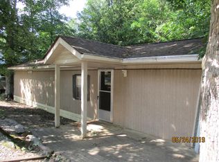 202 Forest Trl, Bracey, VA 23919