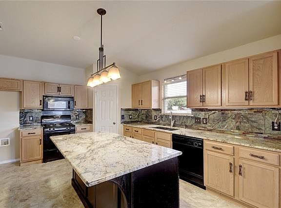 2nd image of 279 Covent Dr