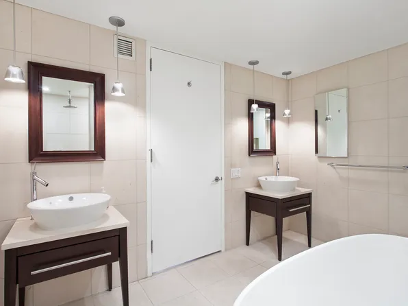 340 East 23rd Street image 4 of 6