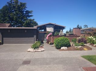3233 42nd Ave W, Seattle, WA 98199