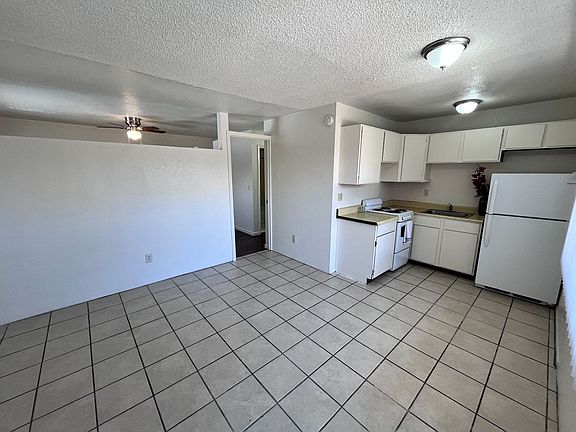 2nd image of 3052 N Alvernon Way #Al3052-101