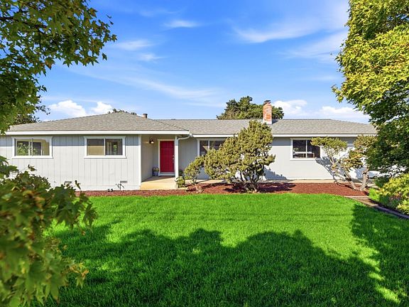 2nd image of 15725 Ranchero Dr