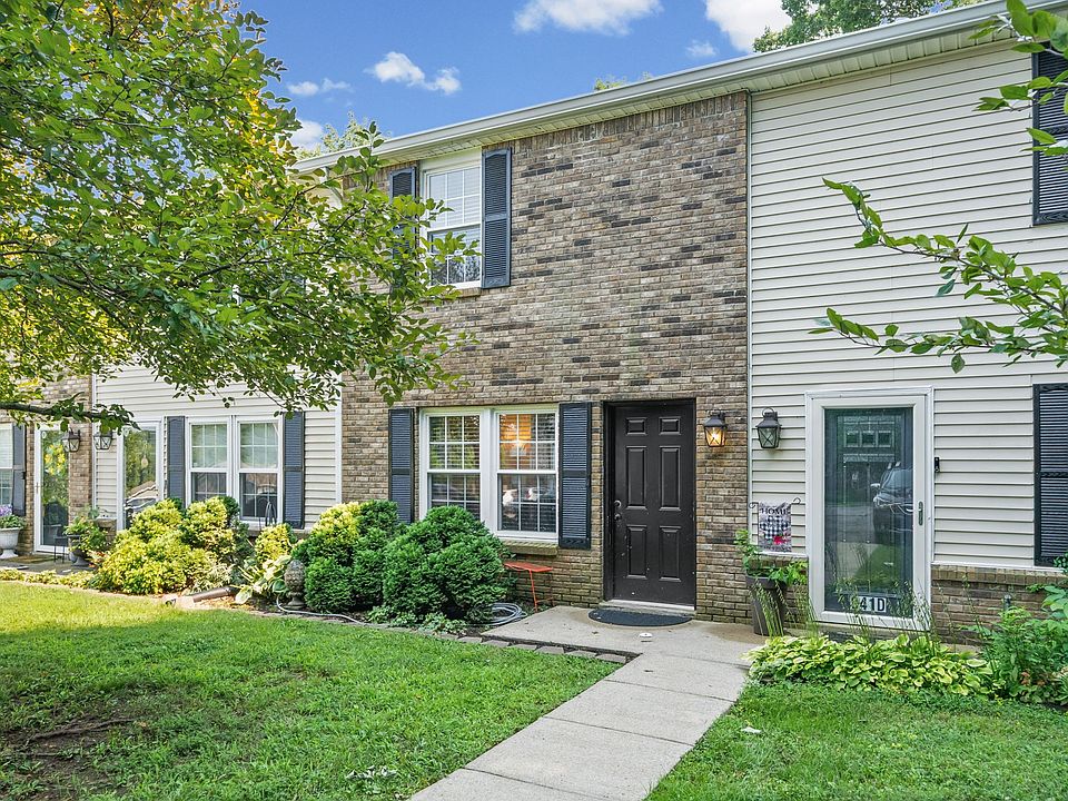 1st image of 941 Kingsbury Dr APT C