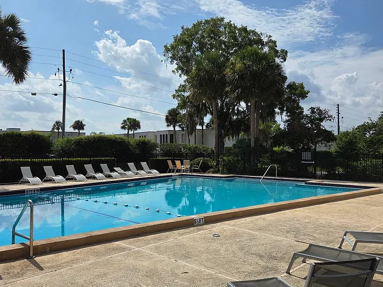 266 Orienta Point — Photo 30