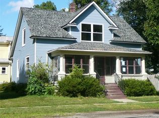 222 W Washington St, Howell, MI 48843