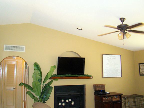3rd image of 17307 E Baca Dr