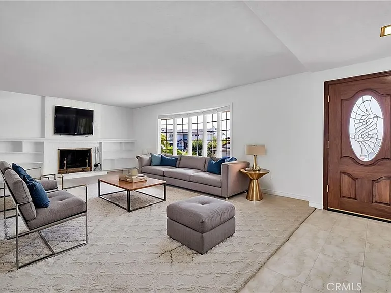 3675 Vigilance Dr — Photo 10