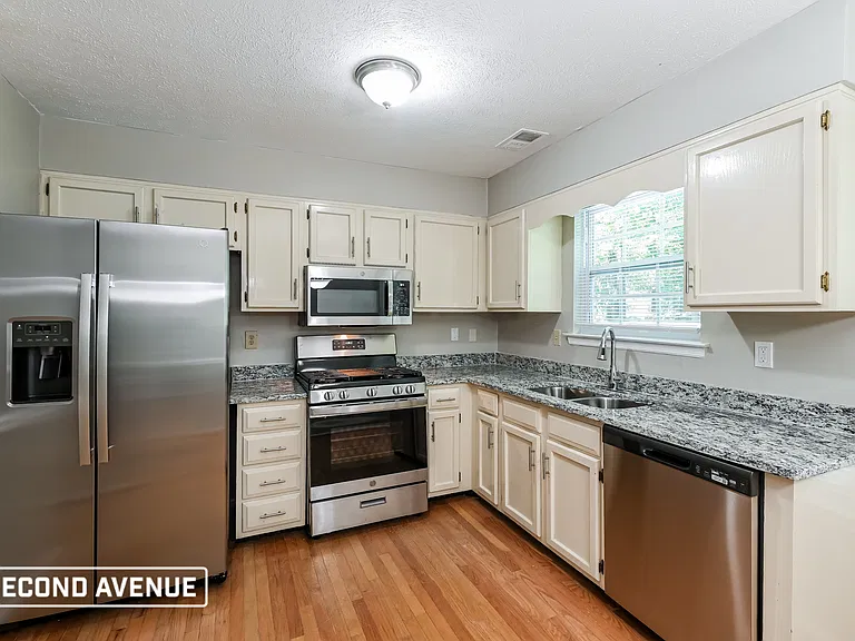 4363 Fitzpatrick Way — Photo 2