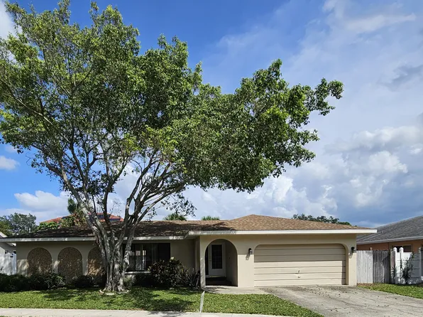 7353 122nd Way, Seminole, FL 33772