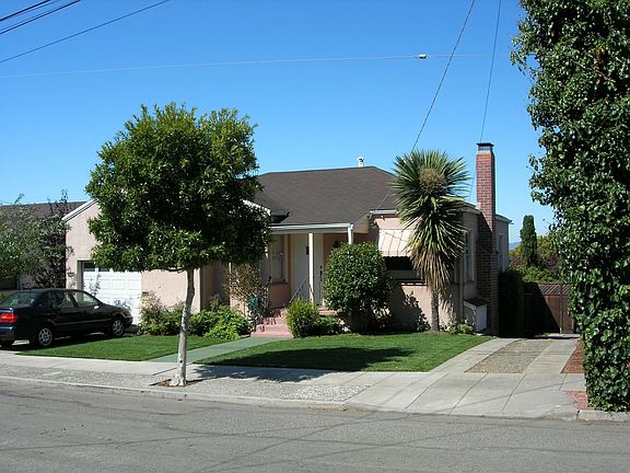 2329 Mono: Front/North