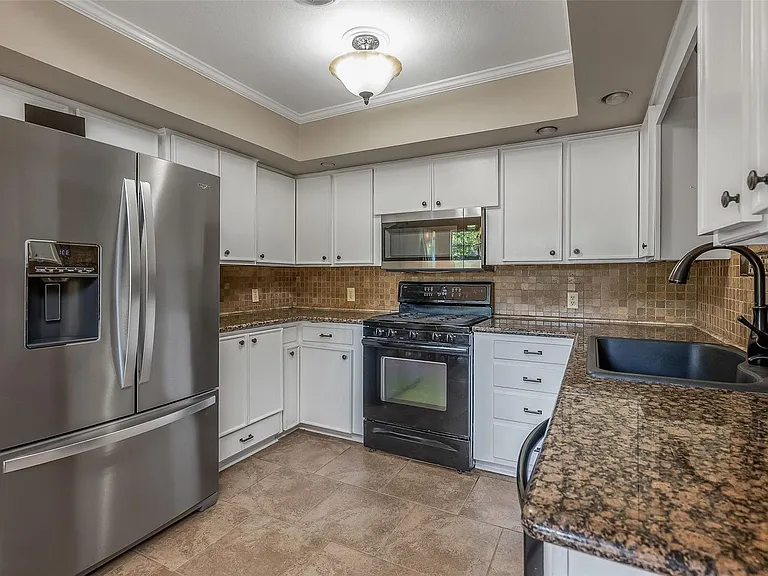 9440 Evergreen Dr — Photo 12
