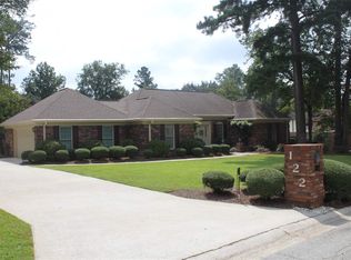 122 Timberlea Dr, Warner Robins, GA 31088