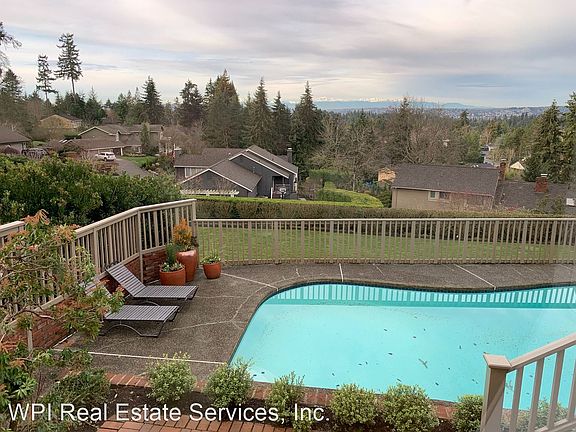 3rd image of 9420 NE 27th St