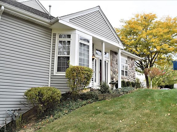 3rd image of 26303 W Vista Ct
