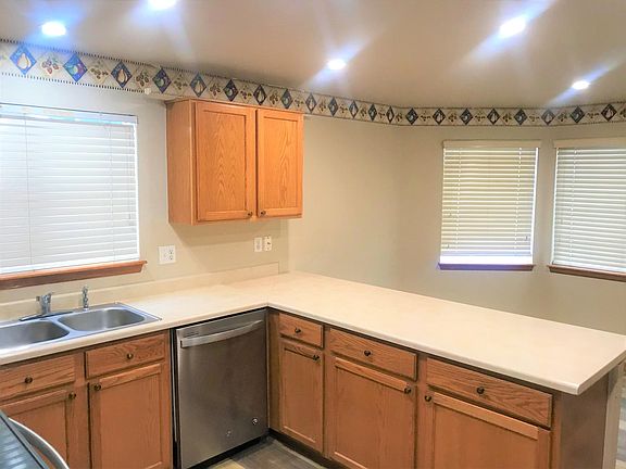 Kitchen with Nook